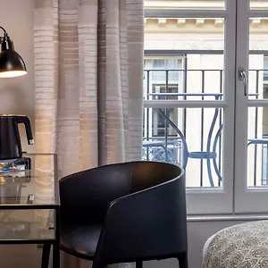 Hotell Helios Opera