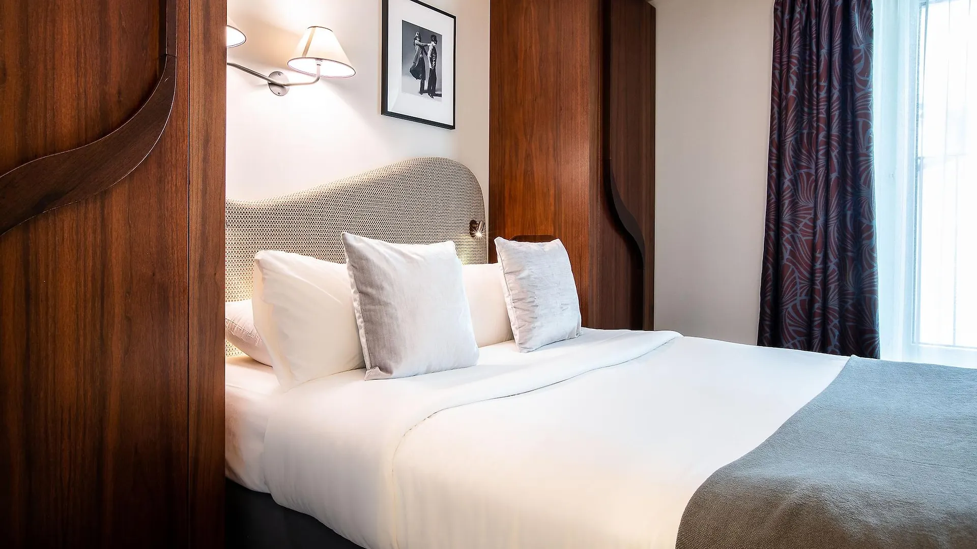 פריז Hotel Belloy Saint Germain 4*,  צרפת